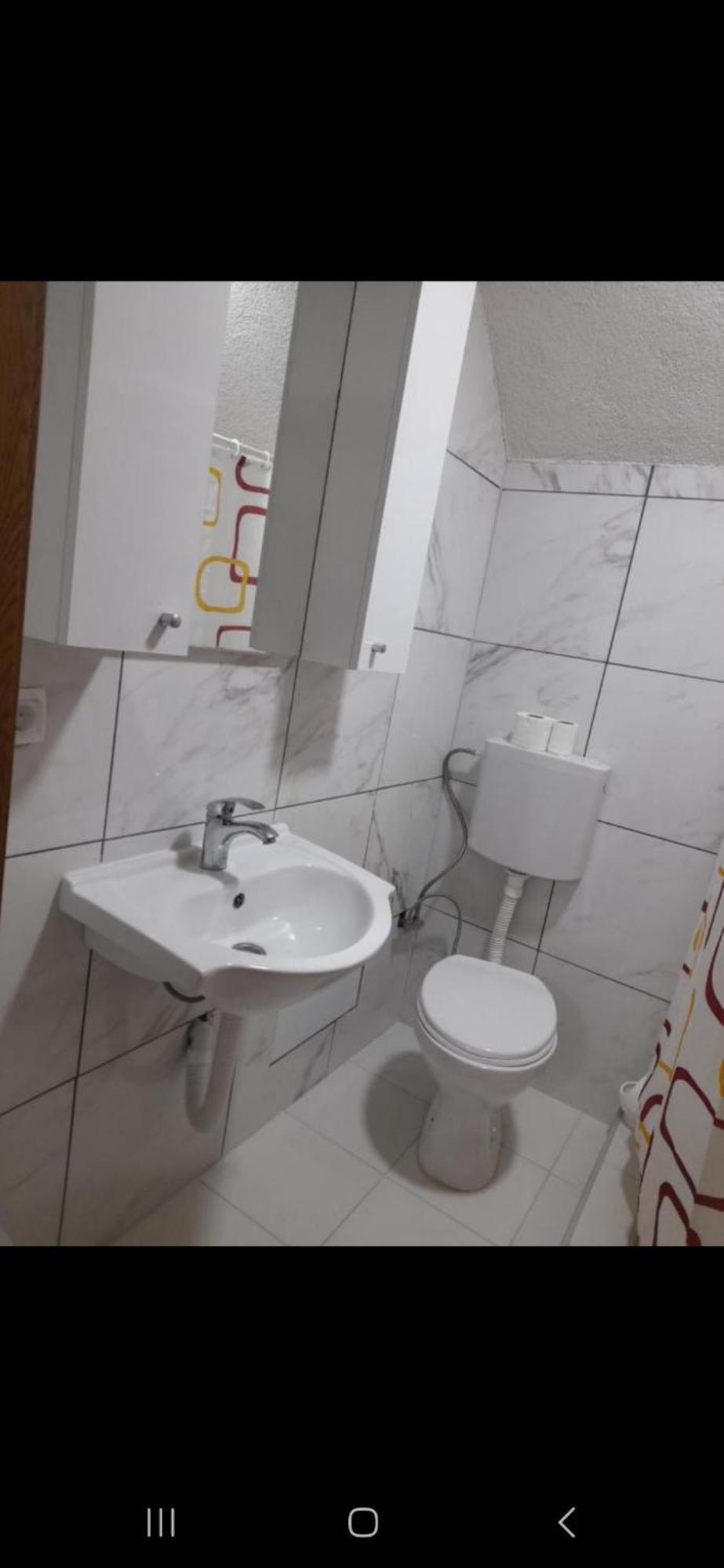 Breti'S Guesthouse Vusanje Экстерьер фото